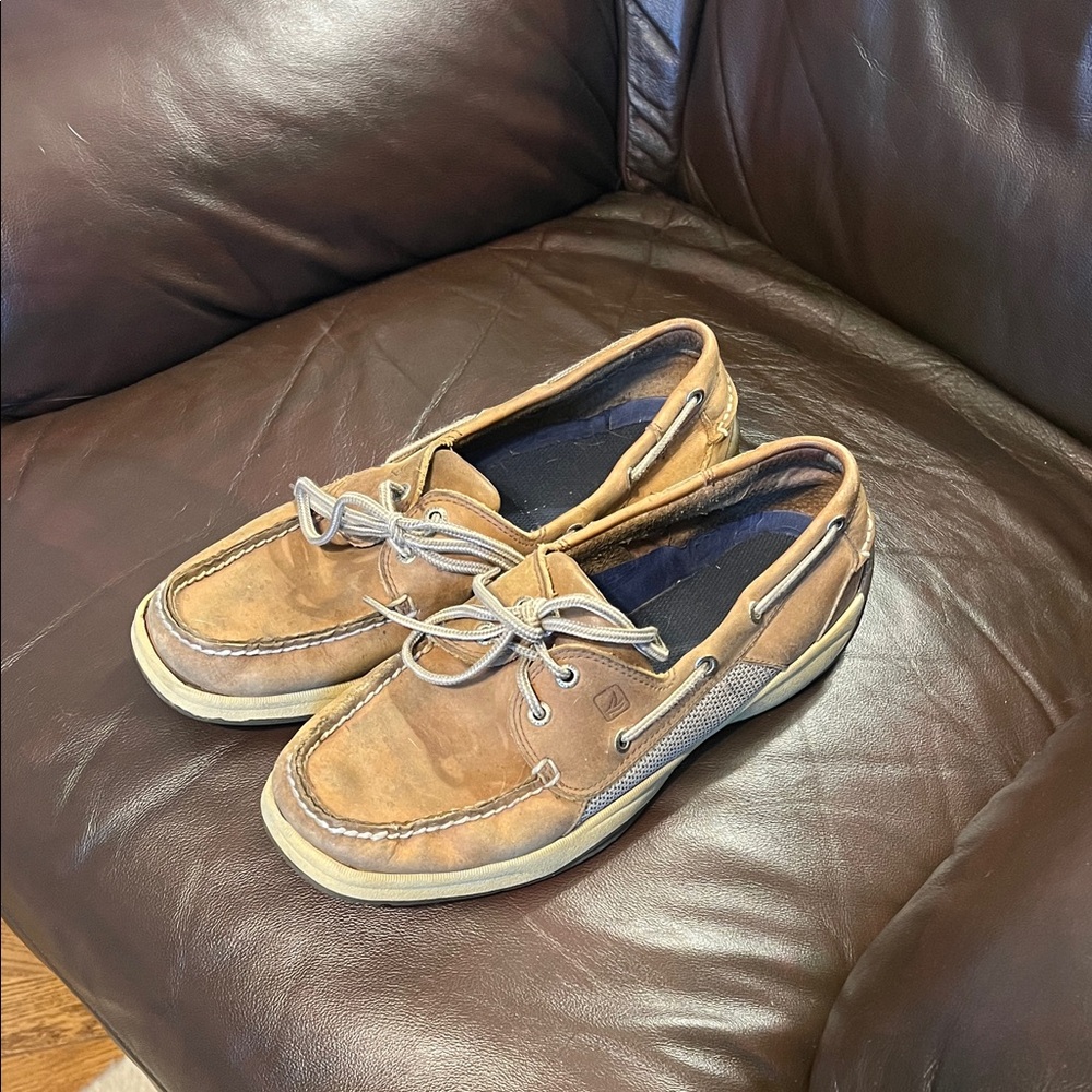 Sperry Tan Leather Boat Shoes